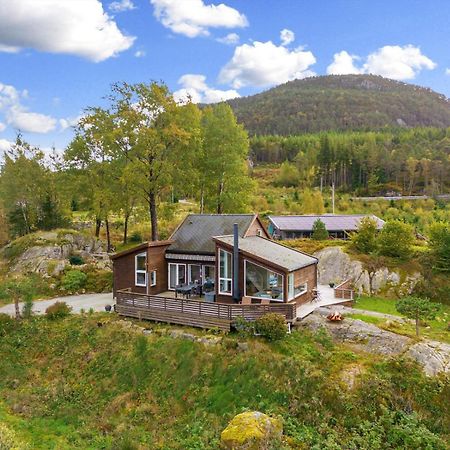 Charming House Located By The Fjord With The Pultpitrock Within Short Distance Villa Jorpeland Luaran gambar