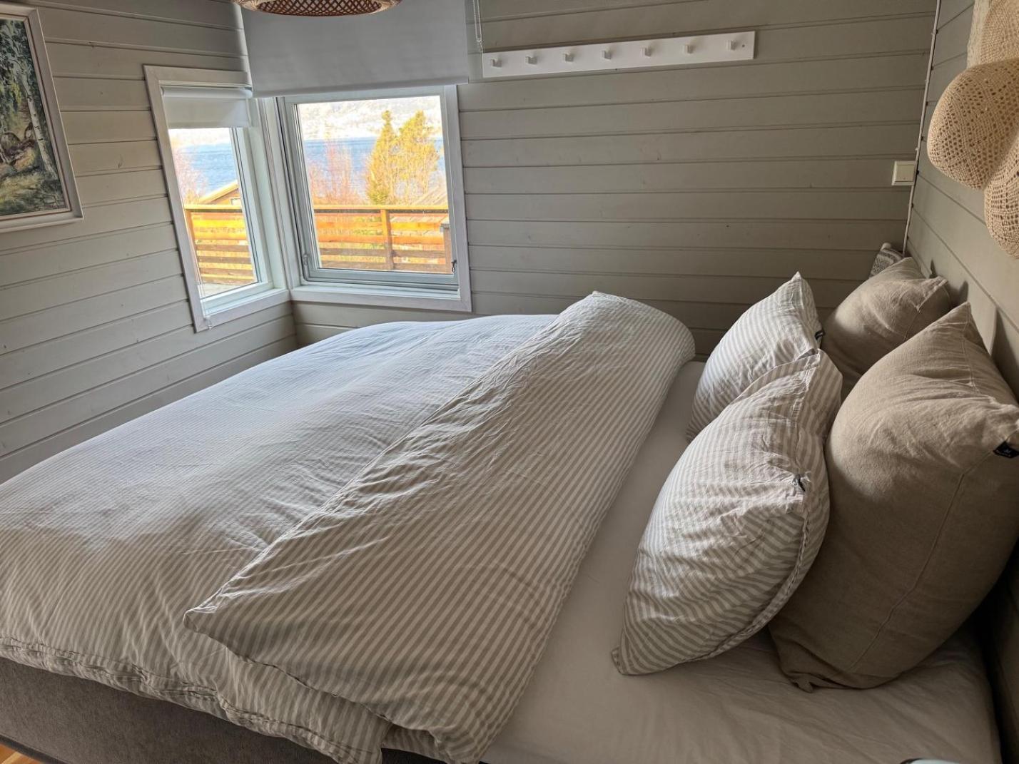 Charming House Located By The Fjord With The Pultpitrock Within Short Distance Villa Jorpeland Luaran gambar